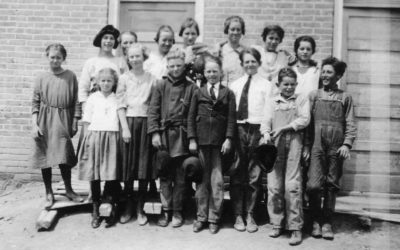 The Island Grade School Class of 1922